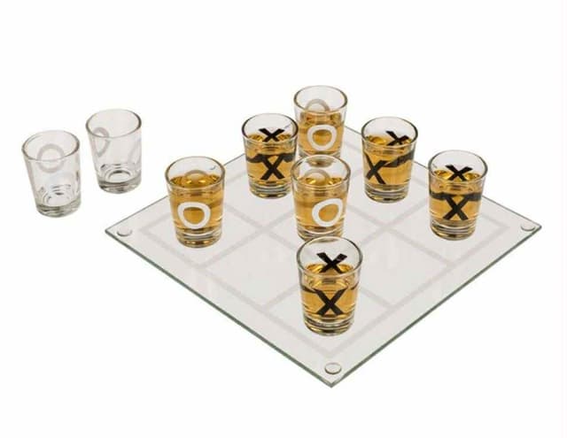 Игра XO с алкоголем