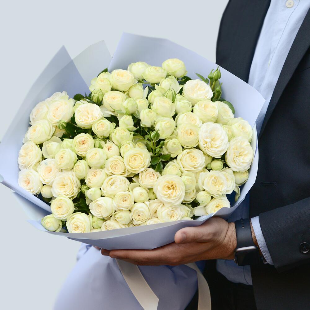 Bouquet "Amazon" with White Spray Roses