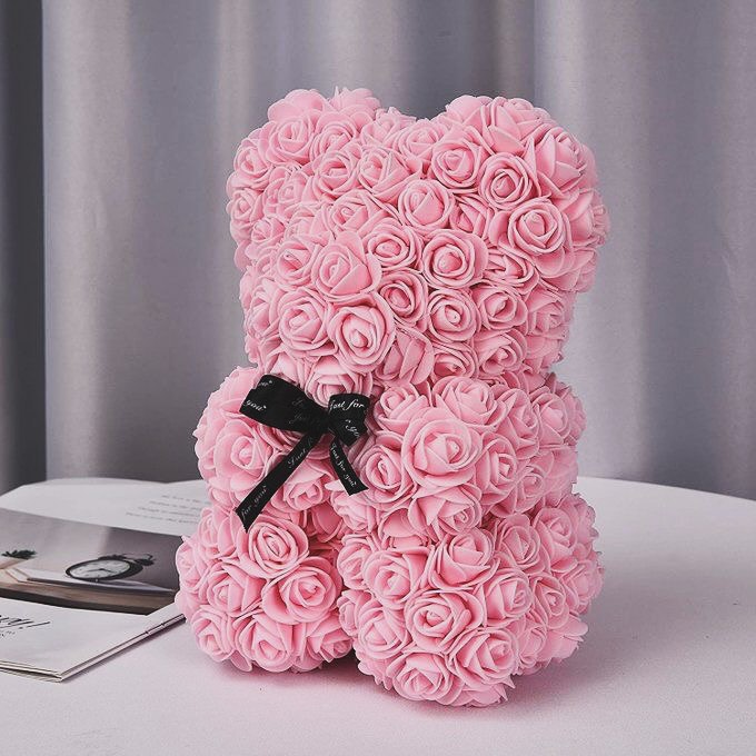 Արջուկ արհեստական վարդերով