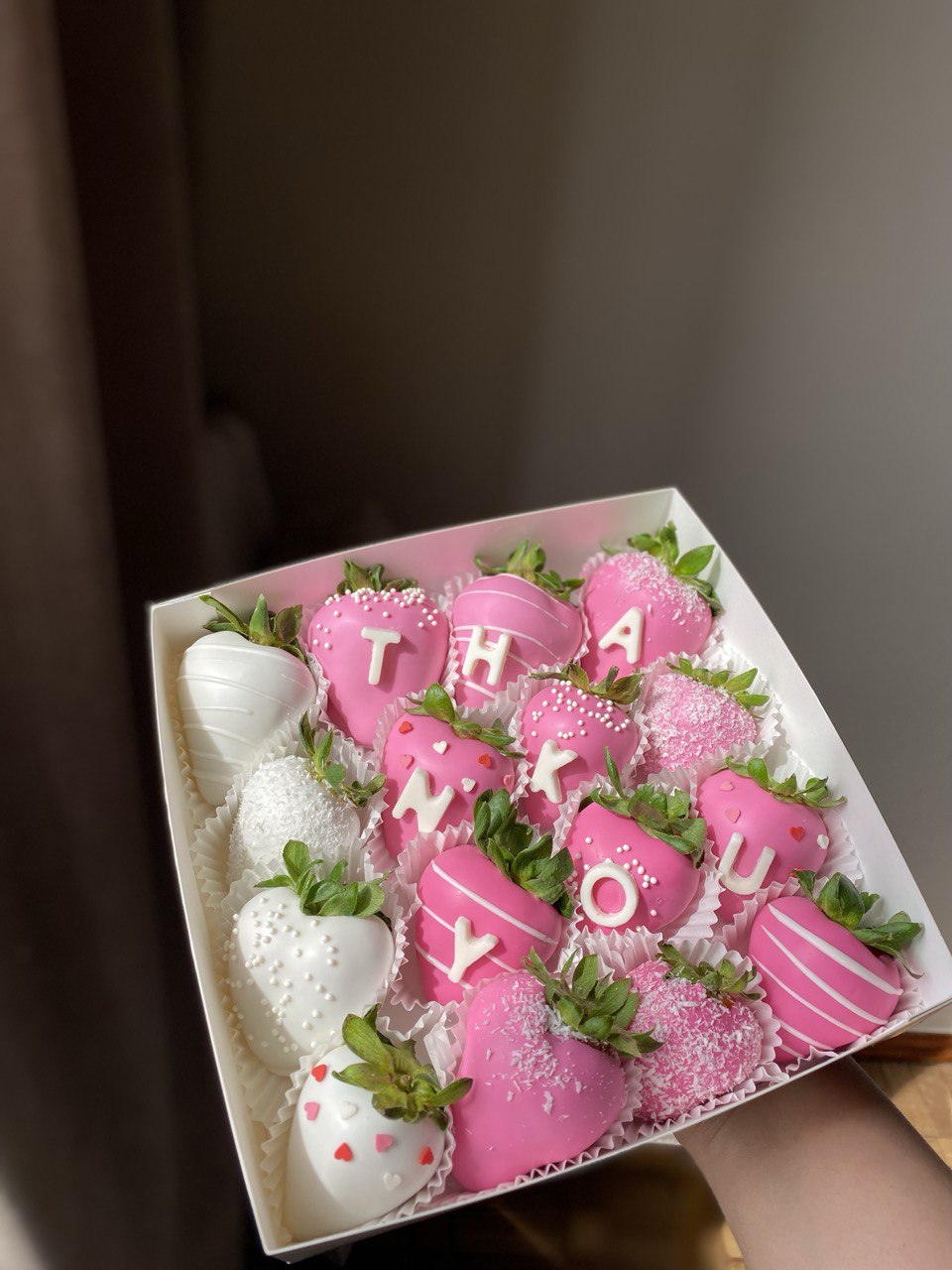 Շոկոլադապատ ելակ