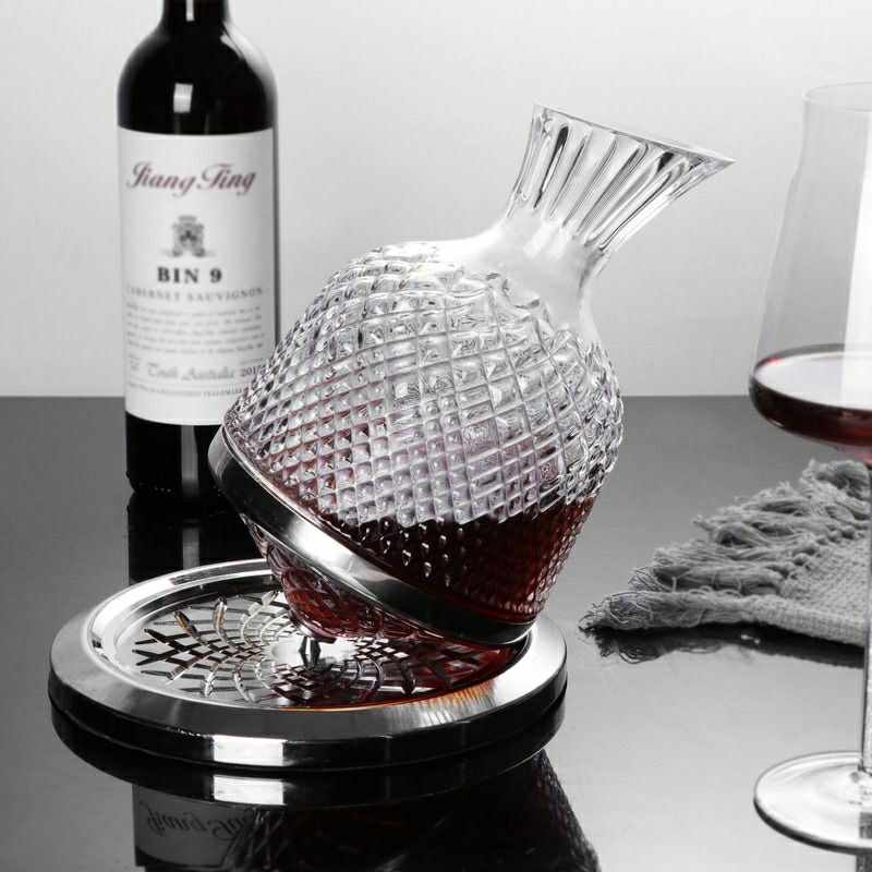 Glass carafe