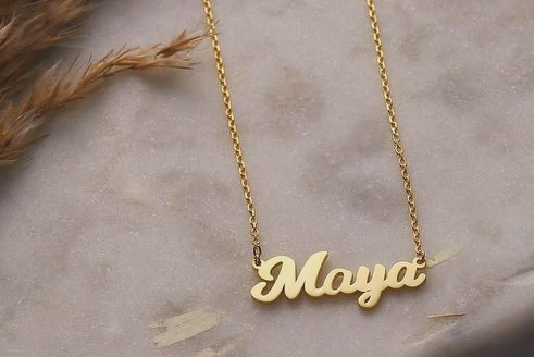 Nameplate necklace