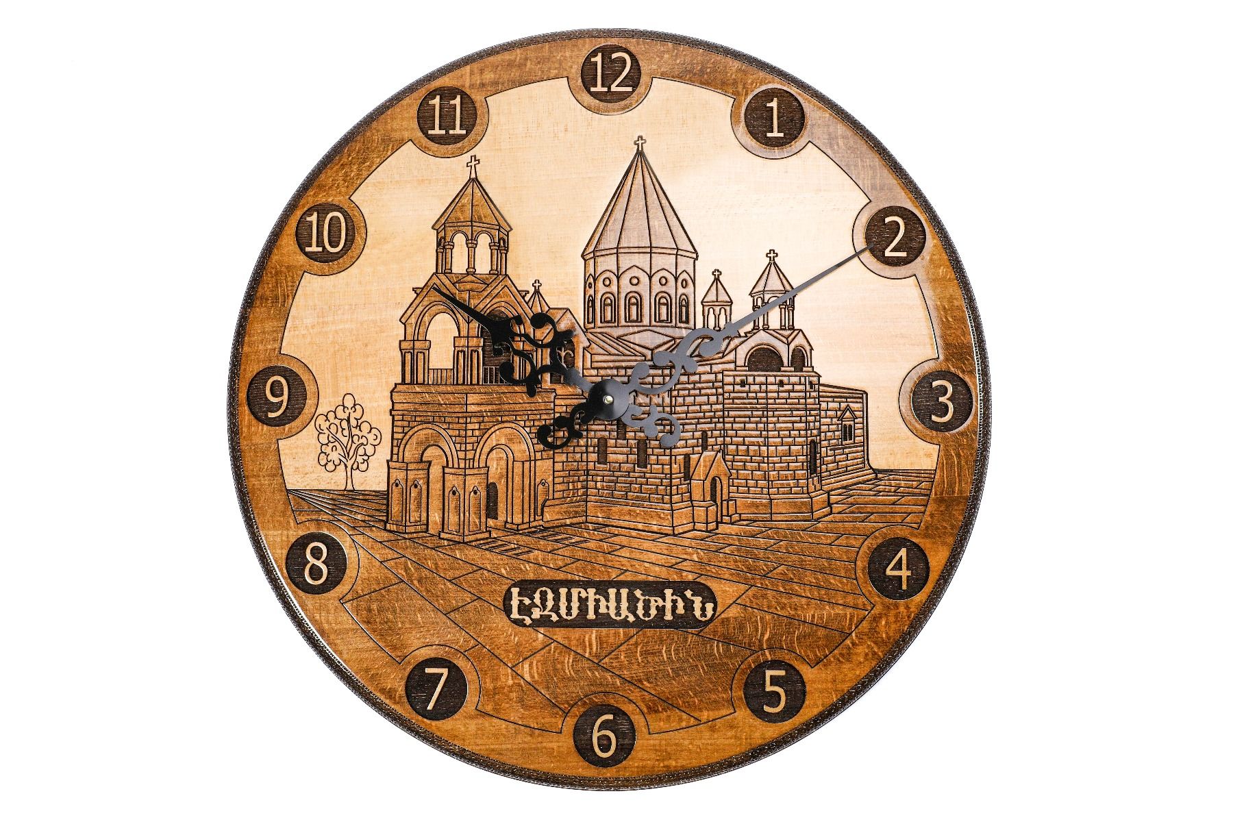 Պատի ժամացույց՝   Էջմիածին