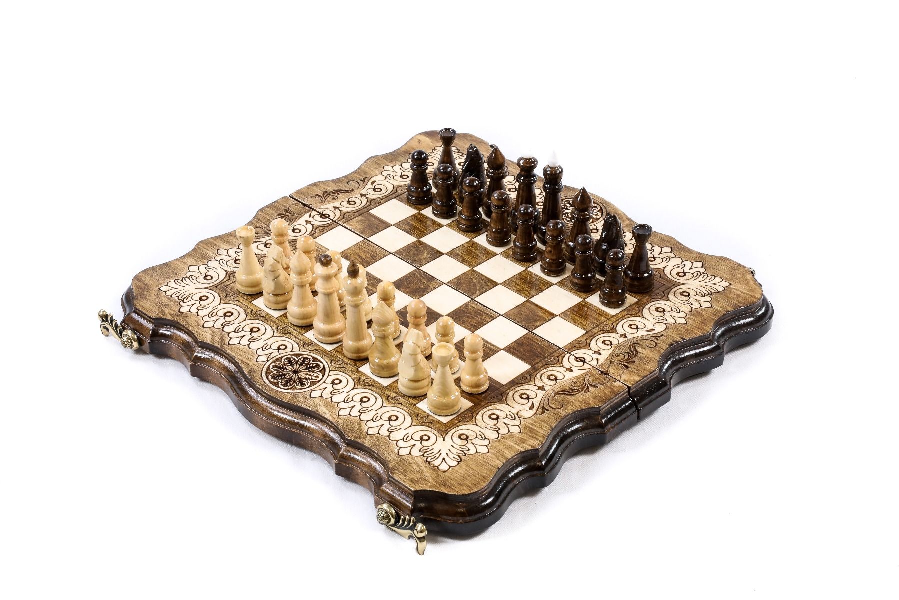 Շախմատ զարդանախշ  եզրագծով