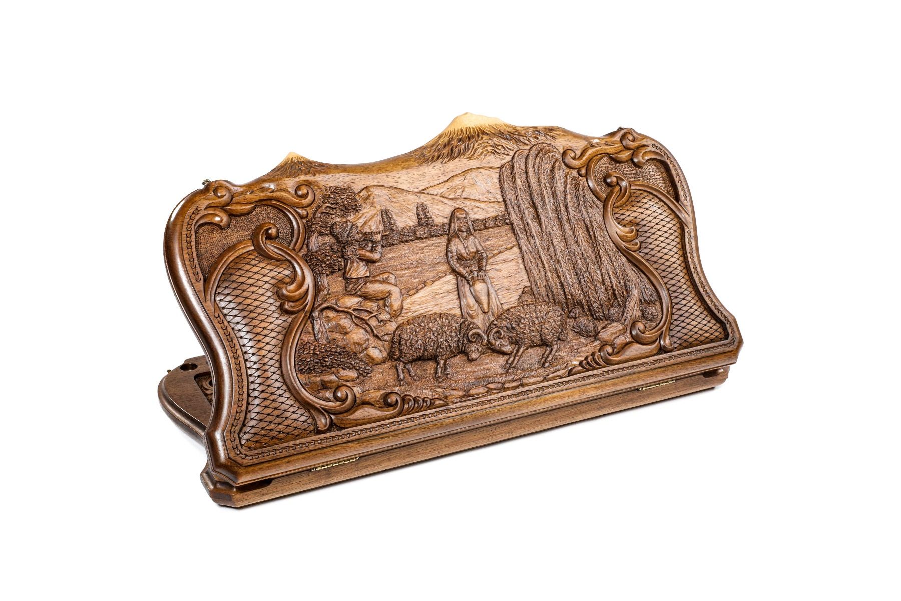 Նարդի «Անուշ» ինկրուստացիա հեղինակային Արարատի ուրվագծով