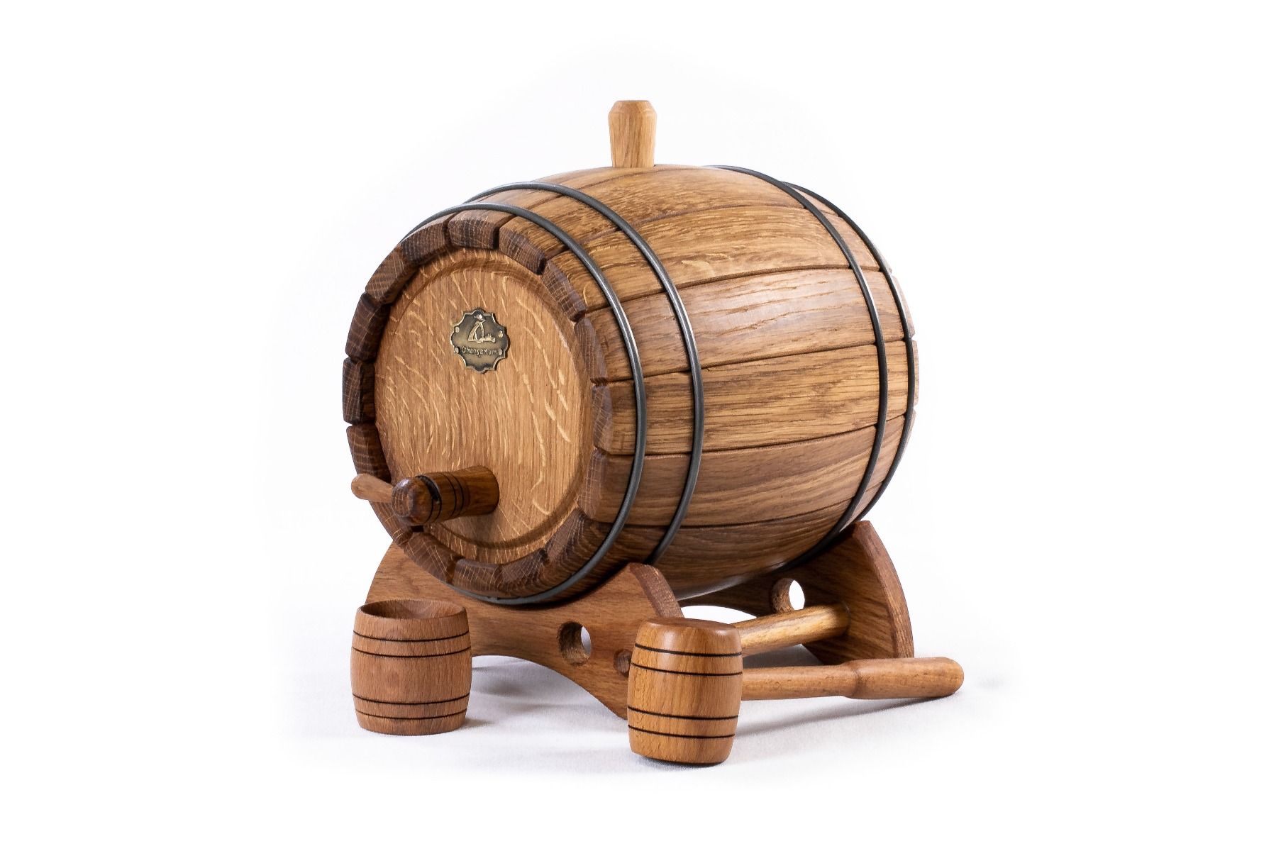 Barrel for aging brandy and wine, 3L.