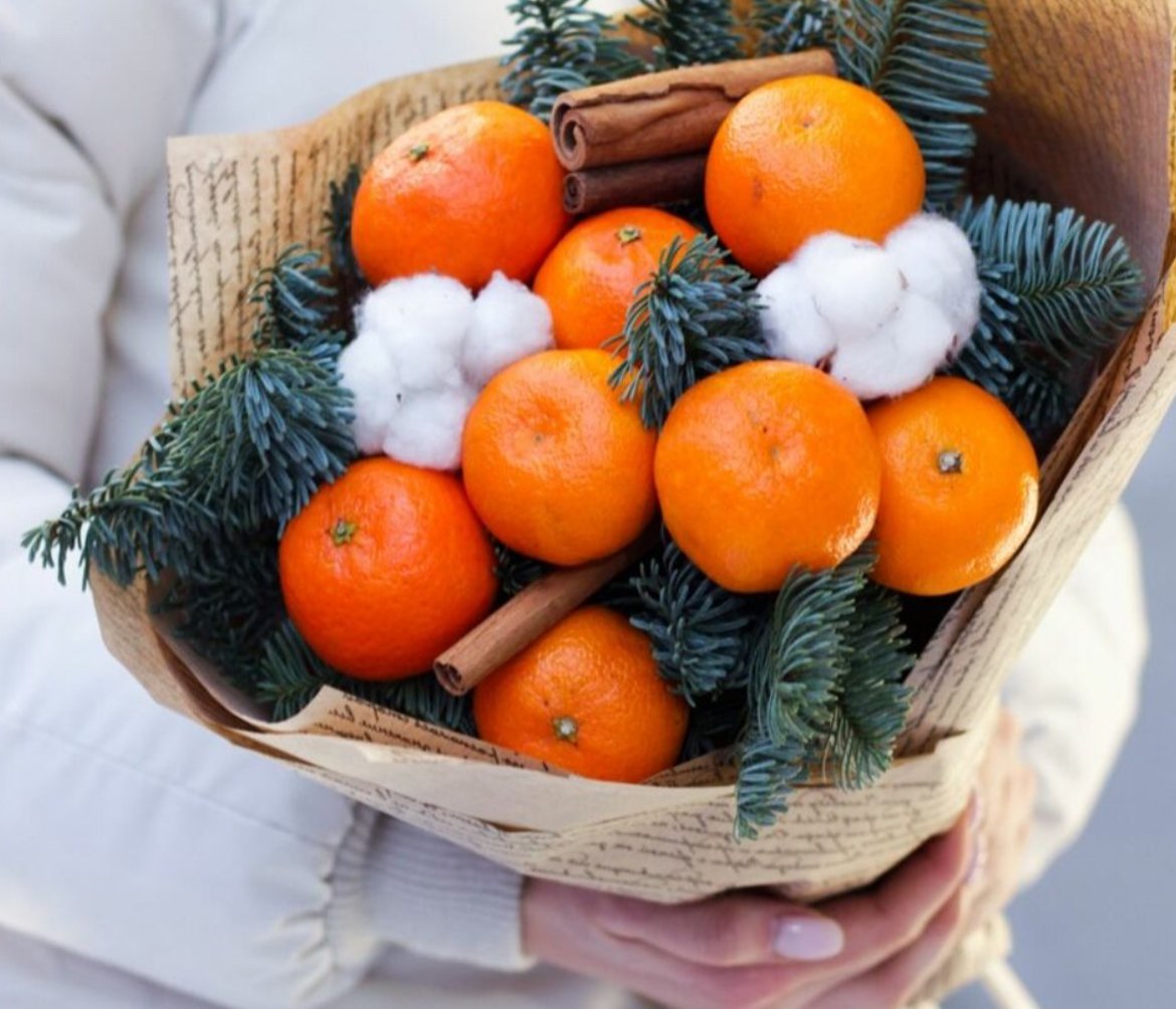 Bouquet with Mandarins