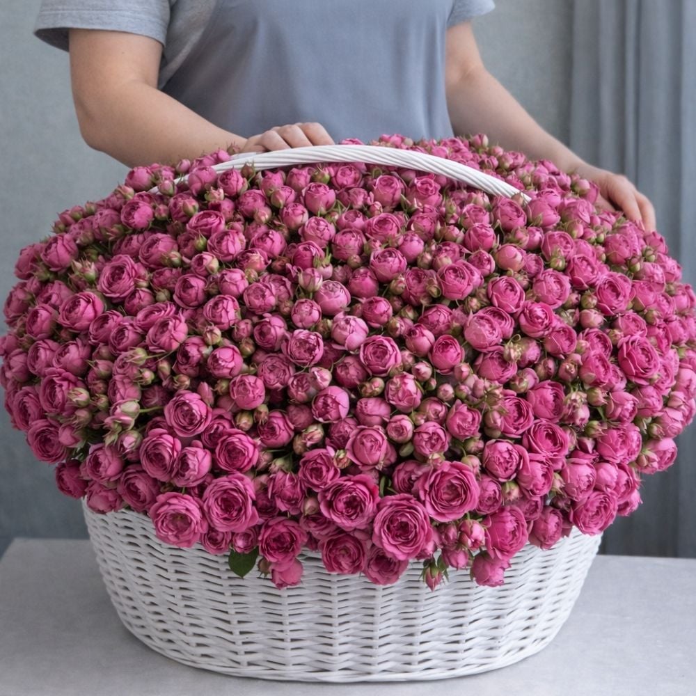 Luxurious basket with peony roses
