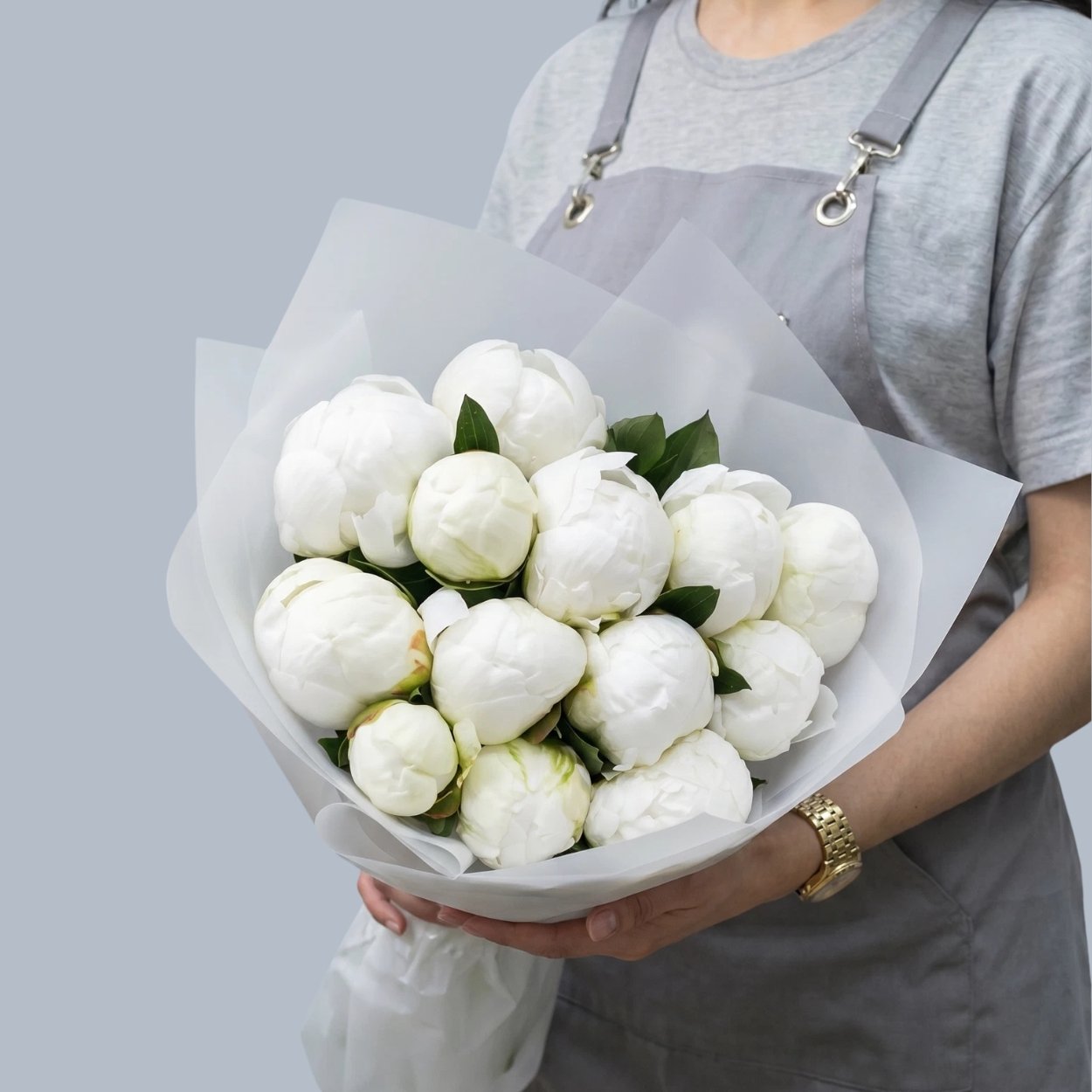 Bouquet with white peonies - Latona Flowers