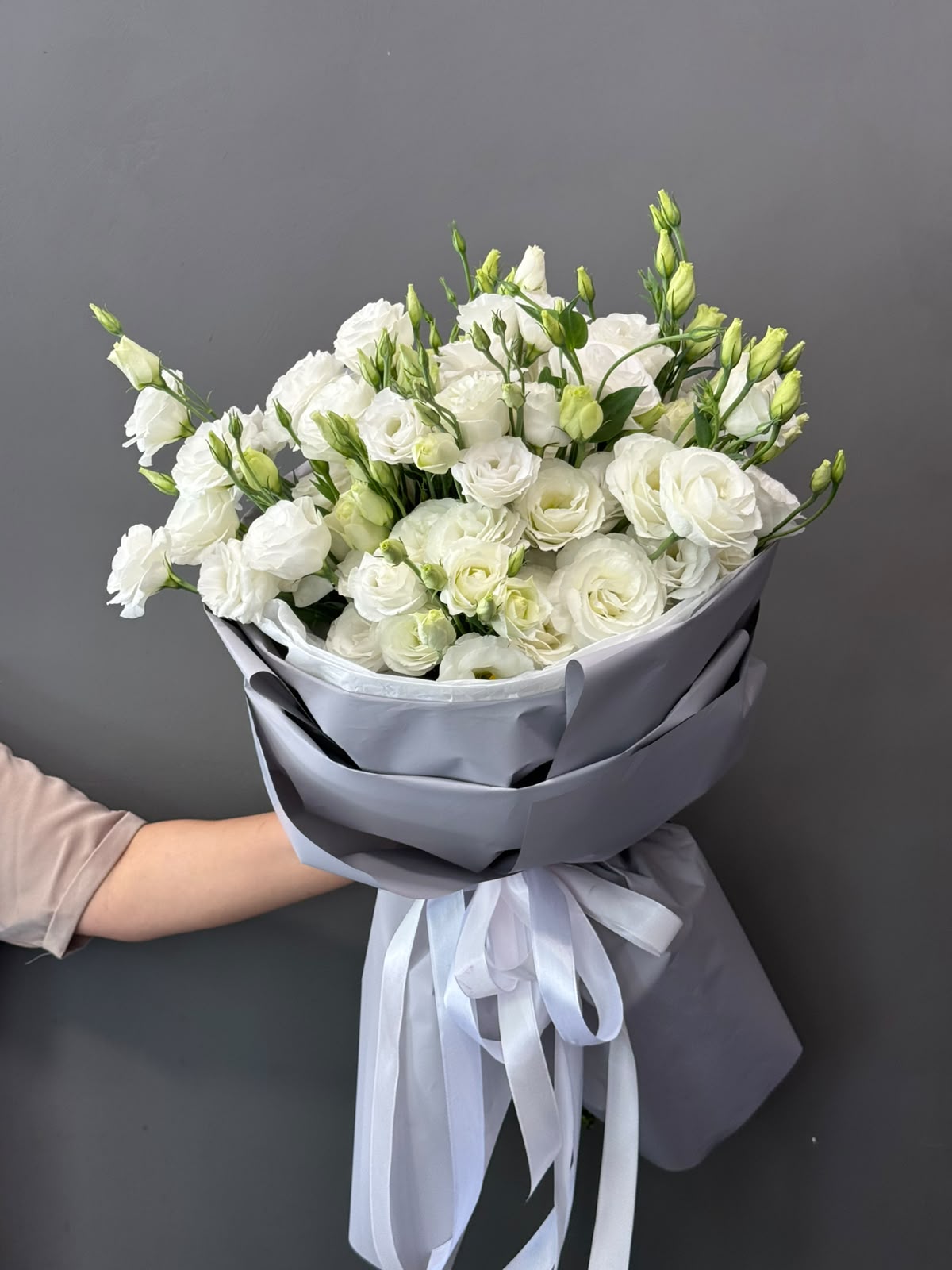 Lisianthus Bouquet - Flower Lab