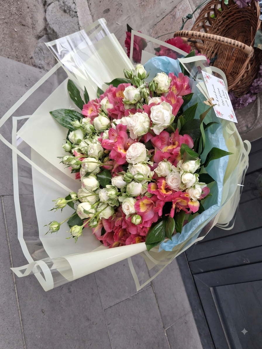 Bouquet with cluster roses - Amela Rose