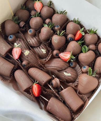 Velvet_strawberry_yerevan