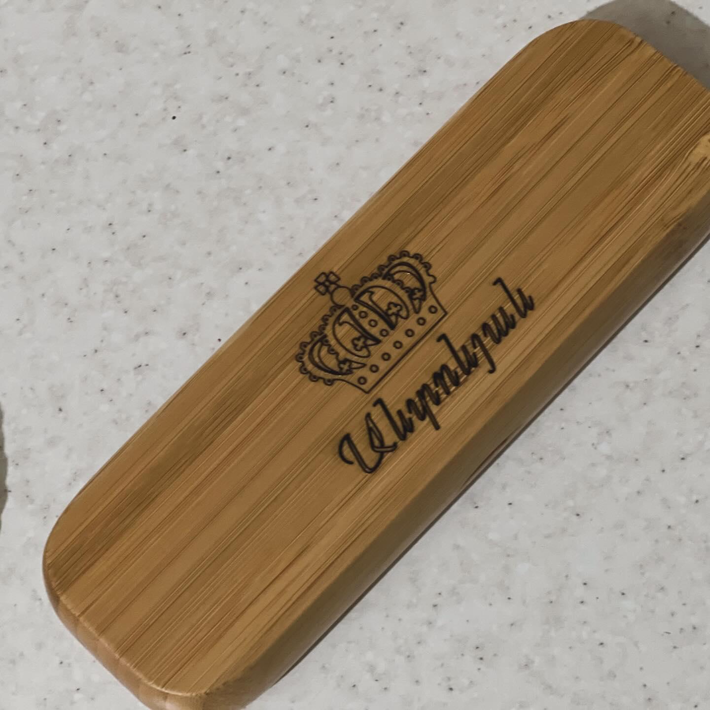 Pen with wooden box
