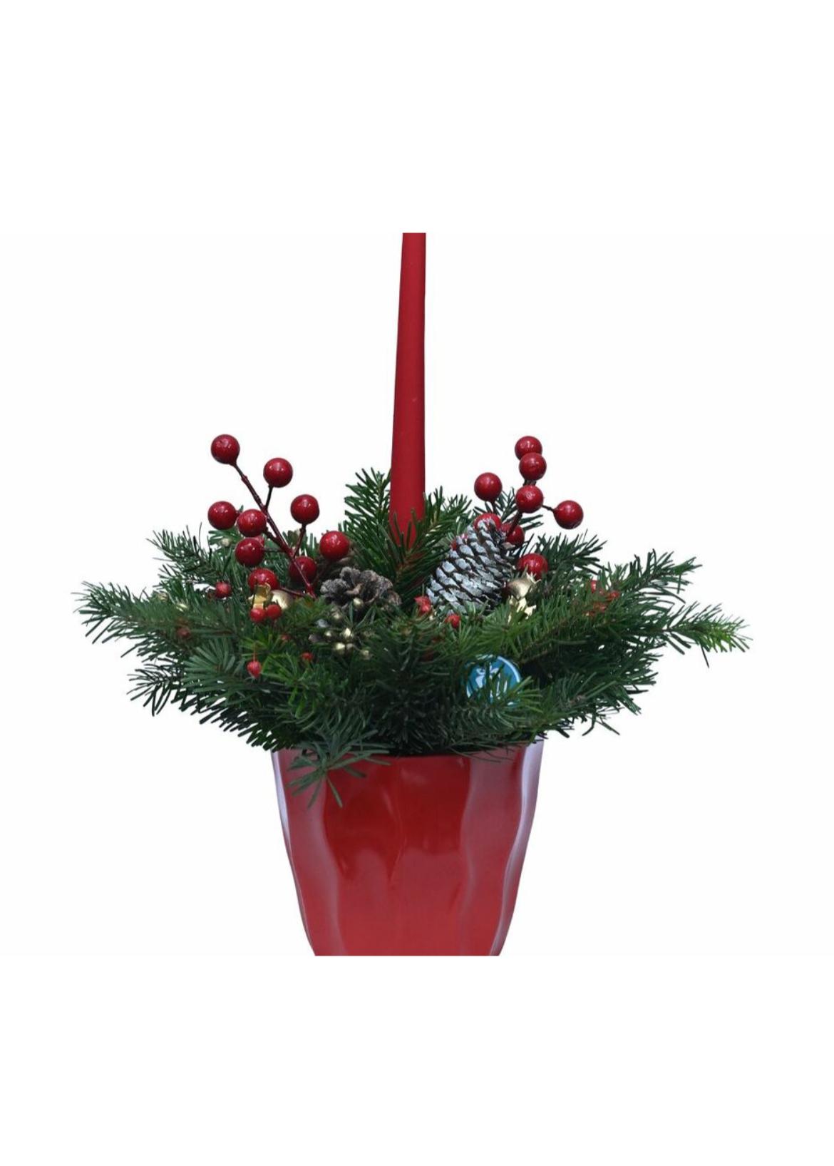 Festive table arrangement