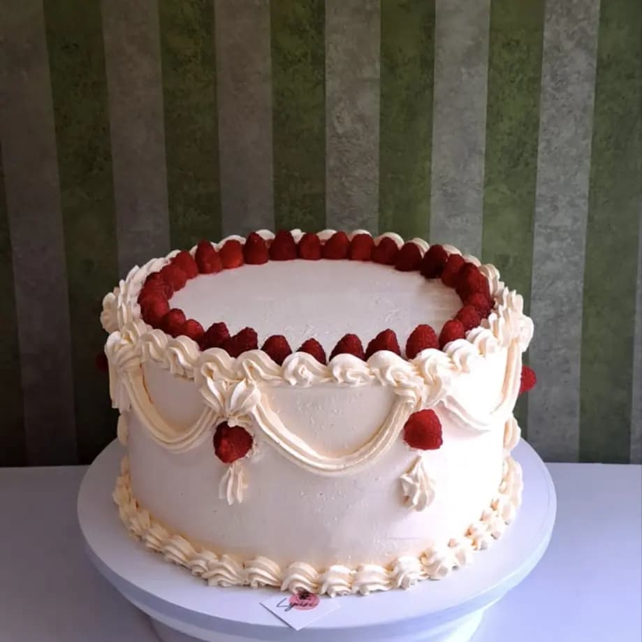 Տորթ՝ Լամբերտ ձևավորմամբ- Lyusi  Sweets Art  10 անձի համար