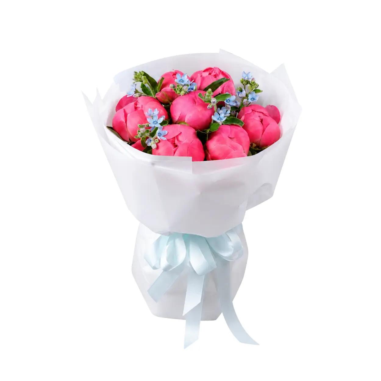 Premium bouquet with coral peonies - Latona Flowers