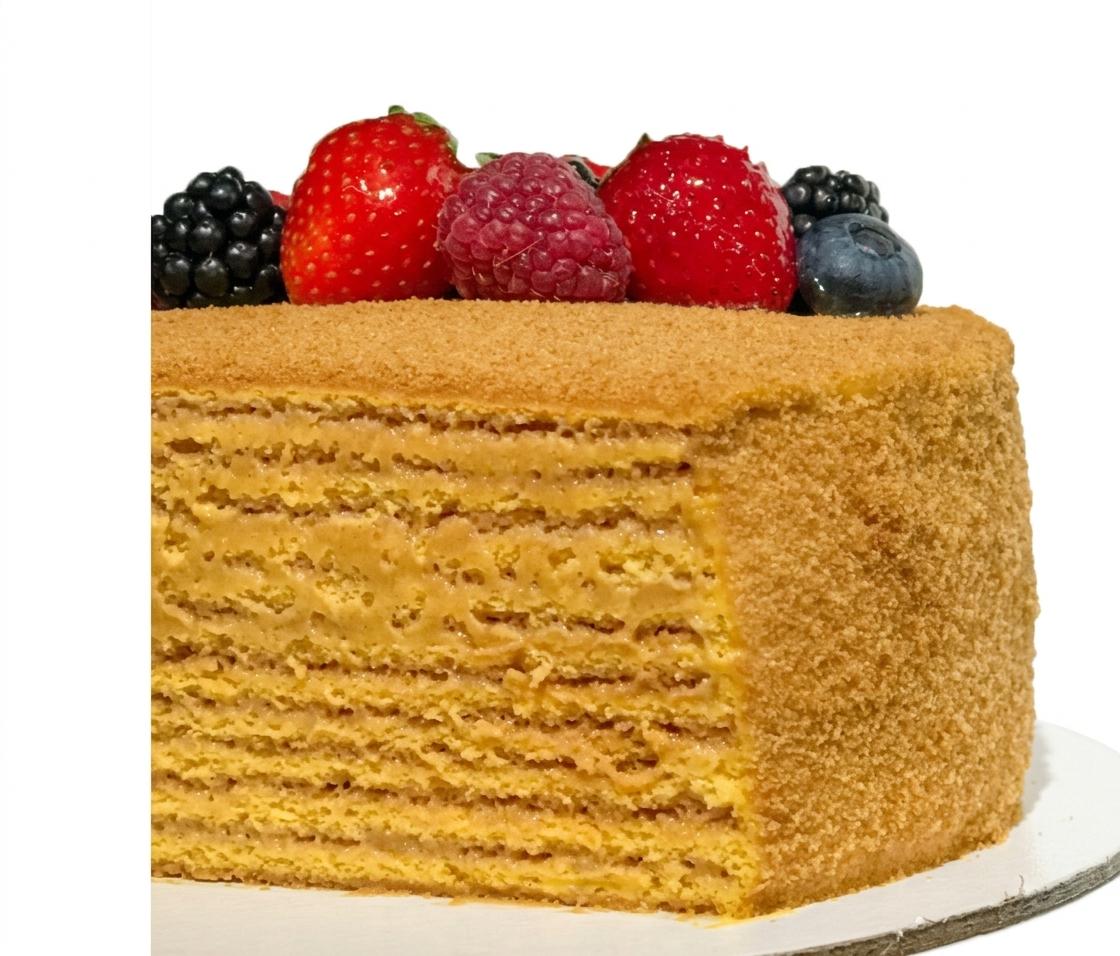 Веганский торт с медом и кремом из облепихи 150 г - Sweetli by Lilit