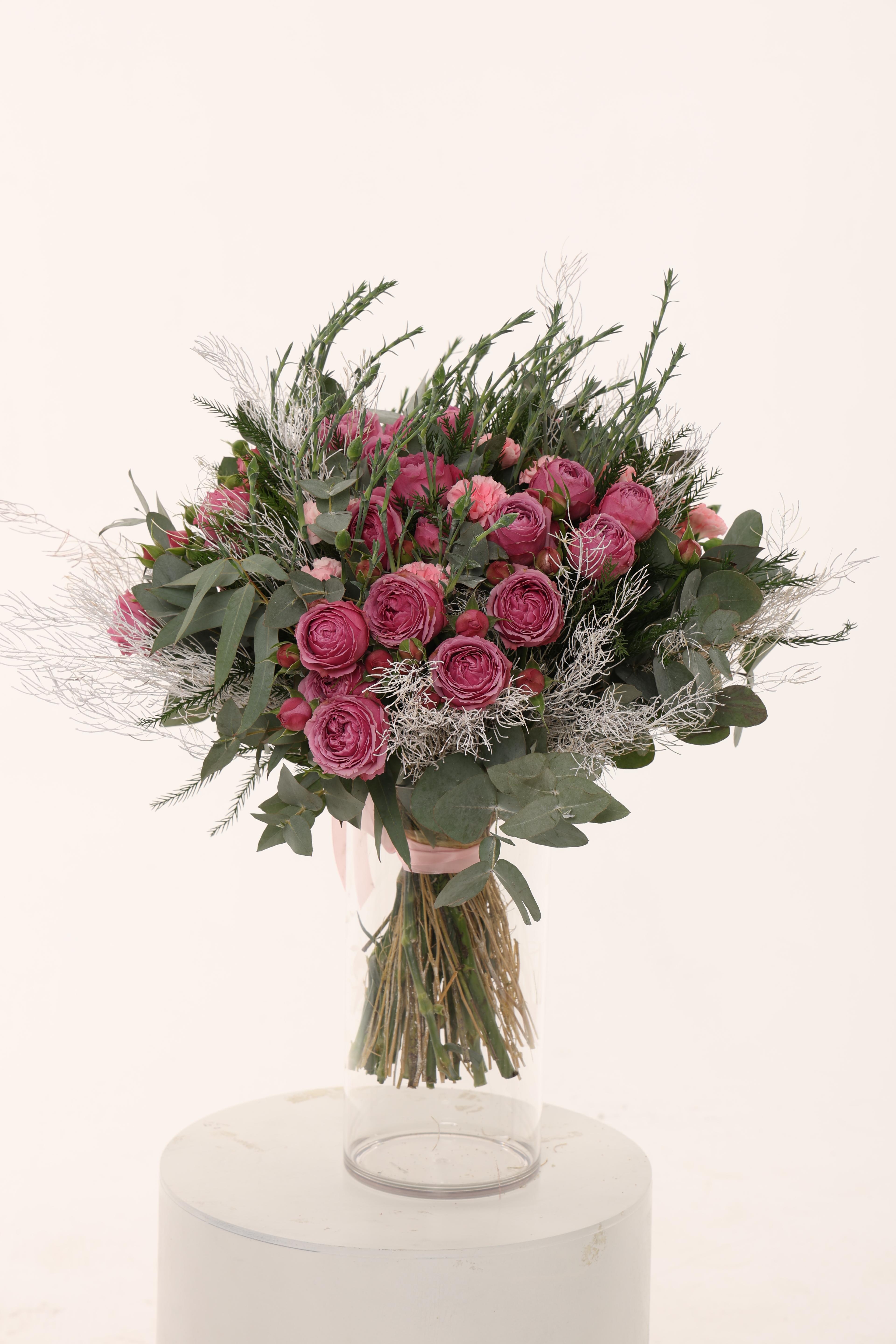 Bouquet with spray roses - Sunny Rose