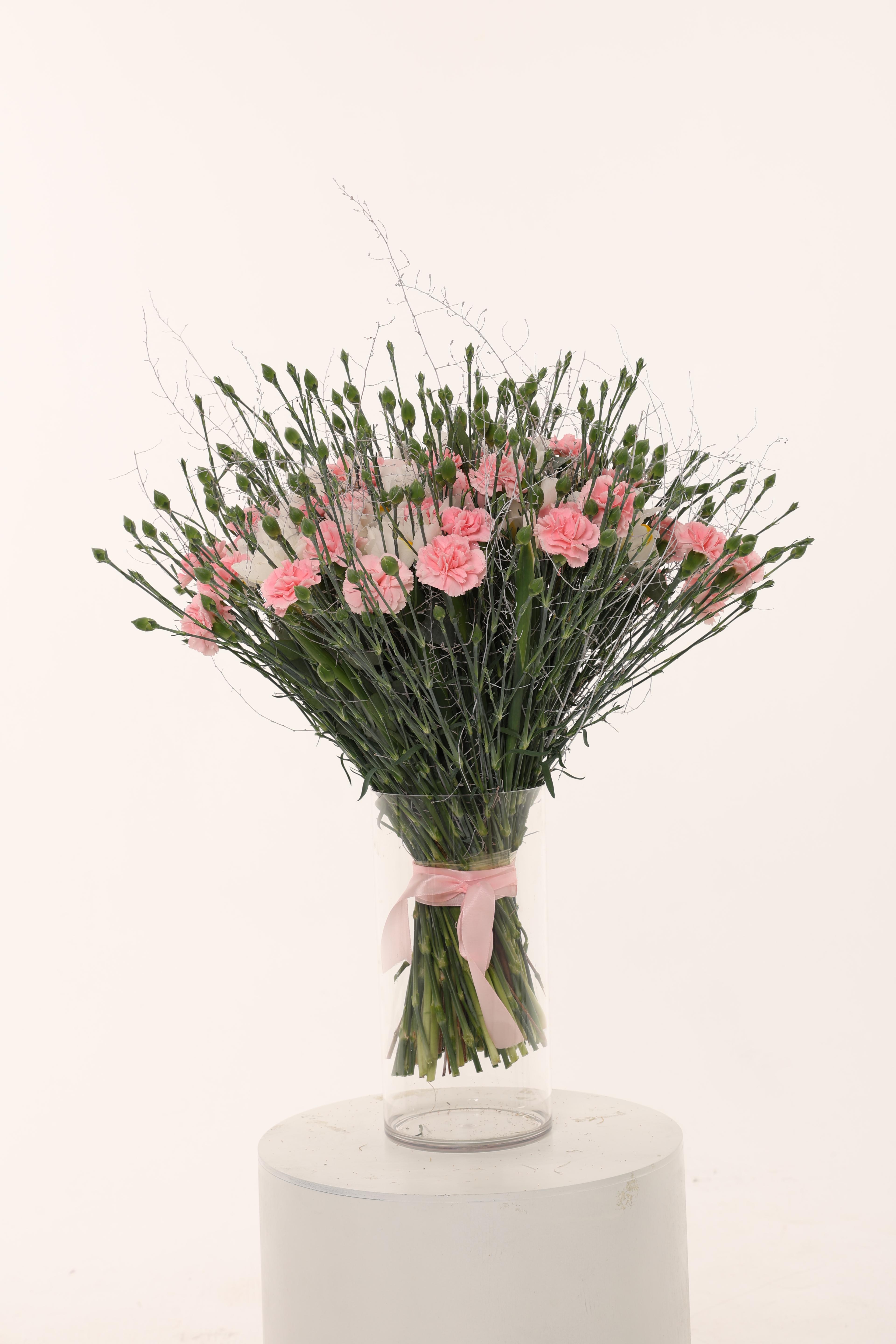 Floral arrangement with bouquet carnations - Sunny Rose
