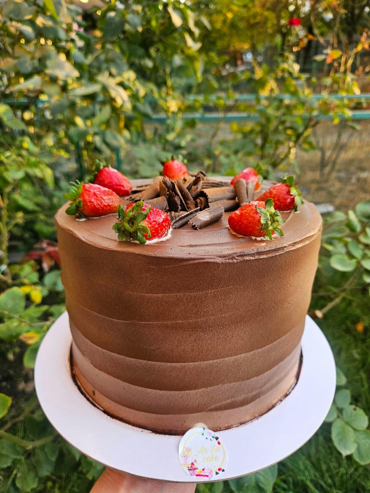 Շոկոլադե տորթ ելակներով 8-10 անձի համար -  Arsa cake