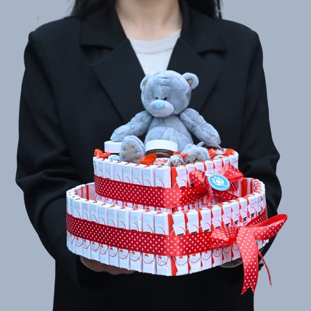 Kinder  կոմպոզիցիա արջուկով սրտաձև