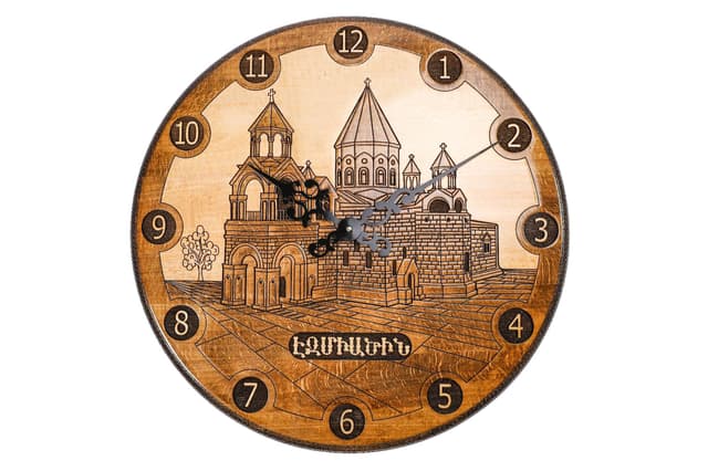 Պատի ժամացույց՝   Էջմիածին