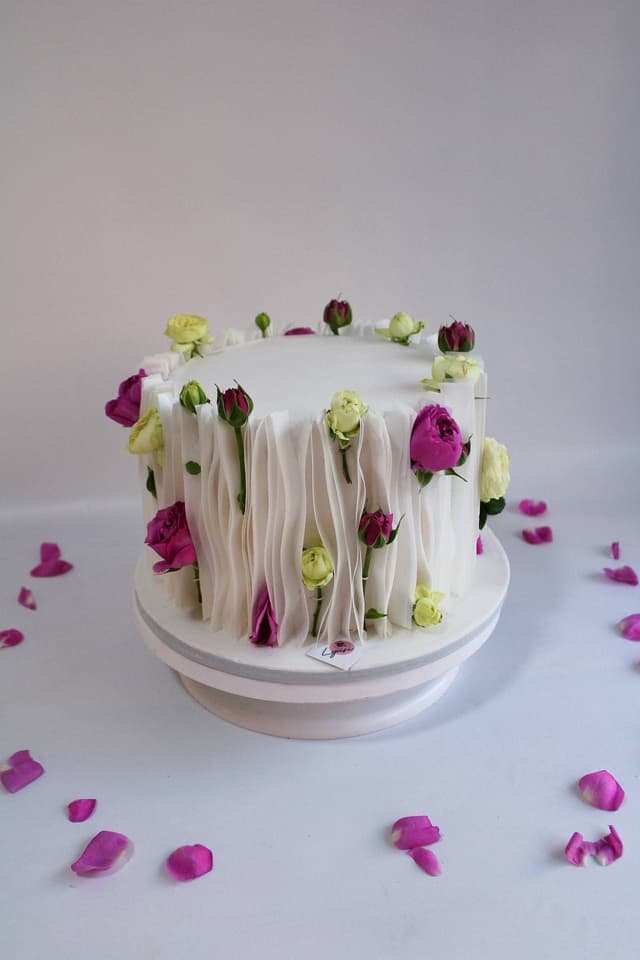 Տորթ 10 անձի համար - Lyusi Sweets Art N3