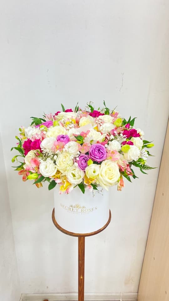 Ծաղկային կոմպոզիցիա Կատրին - Flor de Star