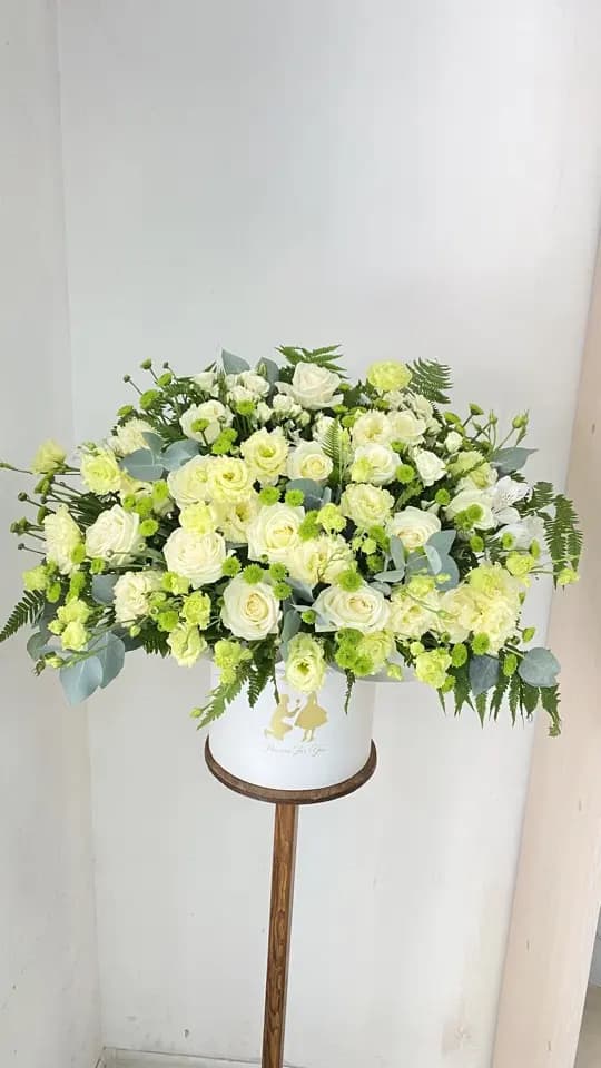 Ծաղկային կոմպոզիցիա Երազ - Flor de Star