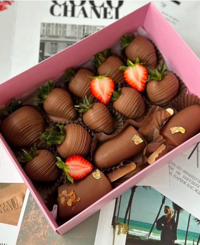 Շոկոլադապատ ելակներ 5 - Velvet_strawberry_yerevan
