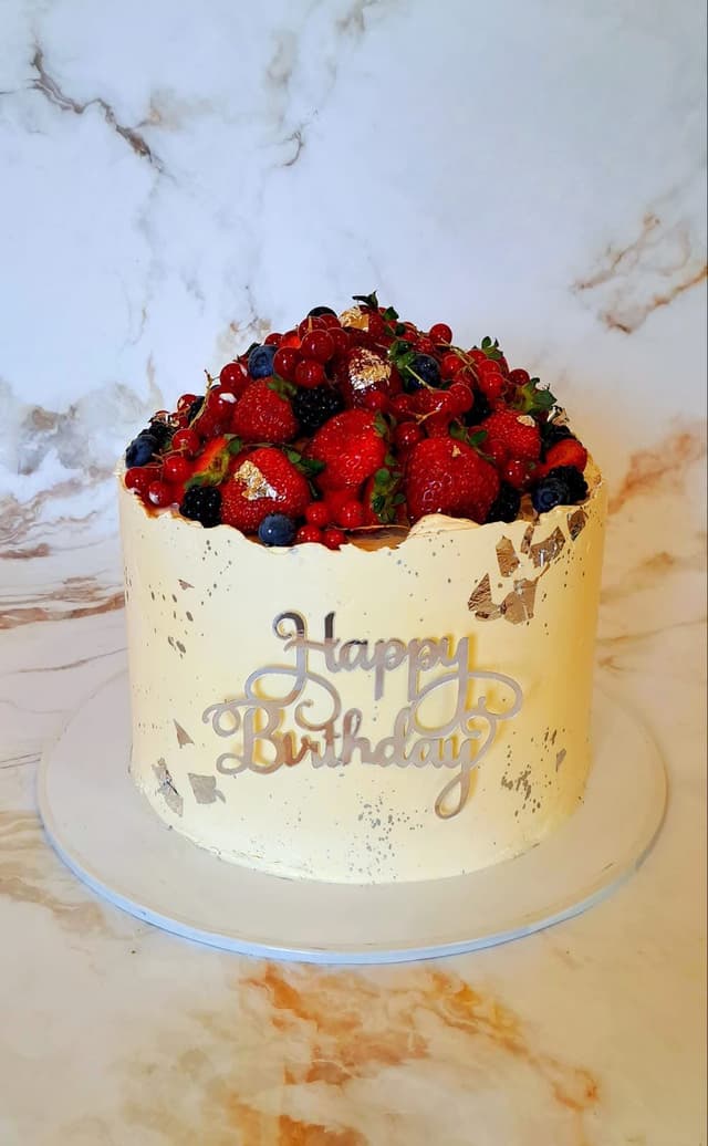 Cake for 15 people - Lyusi Sweets Art N11