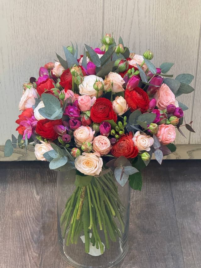 Ծաղկեփունջ  1- Avenue des Fleurs