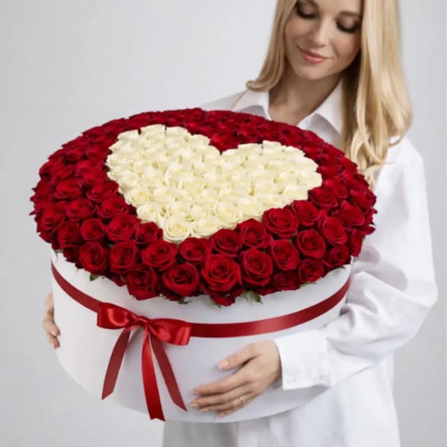 Цветы в коробке Сердце 36 - VkusLil