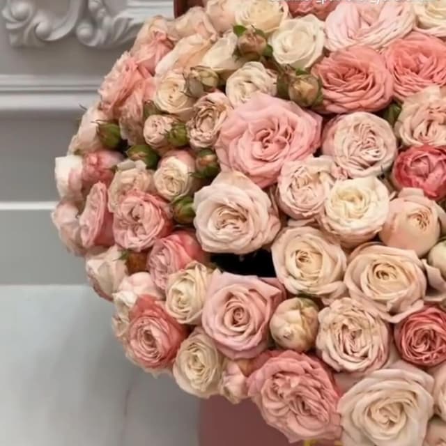 Floral arrangement in a box 45 - VkusLil