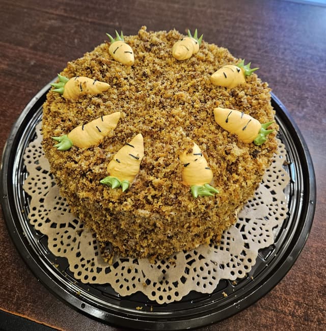 Carrot Cake for 10 people - Arsa cake