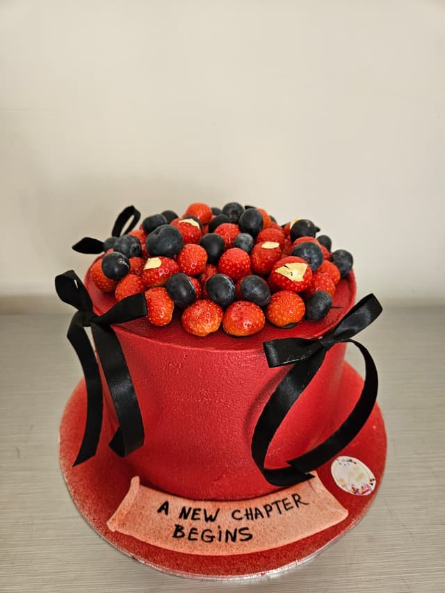 Cake with berries for 12 people - Arsa cake