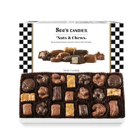Шоколадный набор Nuts&Chews Assortment 312 г - See's Candies