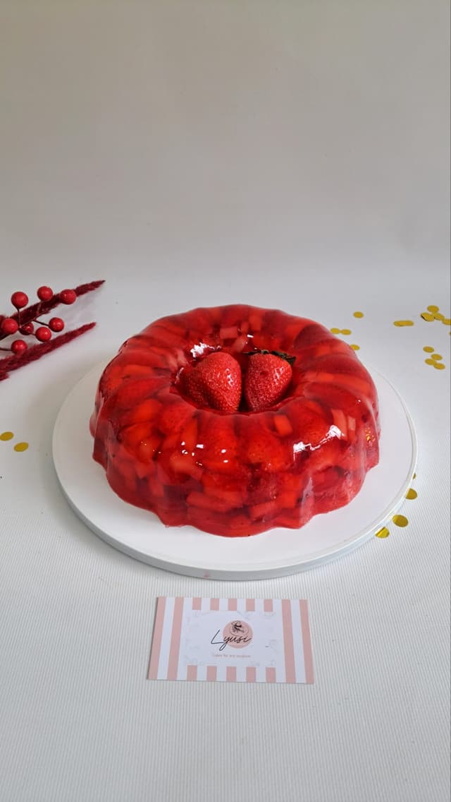 Strawberry jelly for 10-15 people - Lyusi Sweets Art