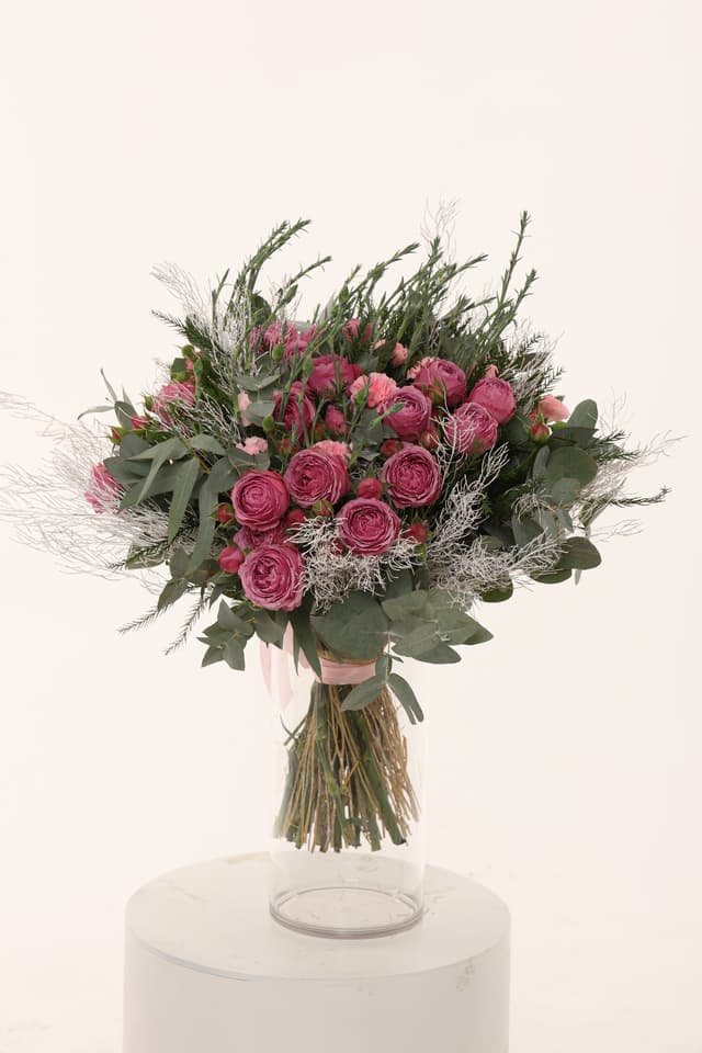 Bouquet with spray roses - Sunny Rose
