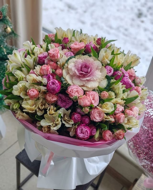 Bouquet with spray roses - FIORI FLOWERS