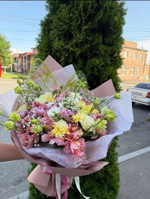 Цветочная композиция букетом - FIORI FLOWERS