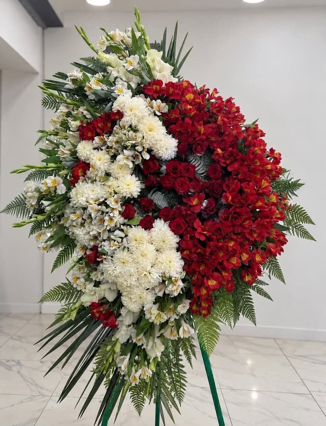 Wreath 7 - ANNELLA Flowers & Design