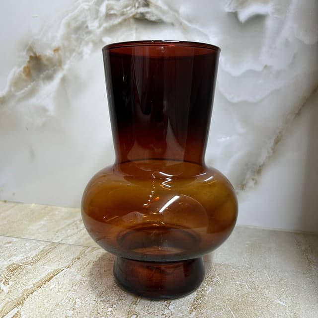 Flower vase