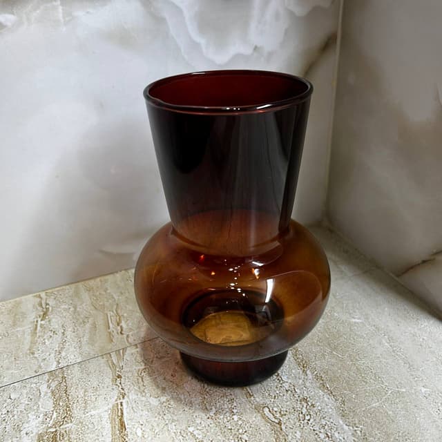 Flower vase