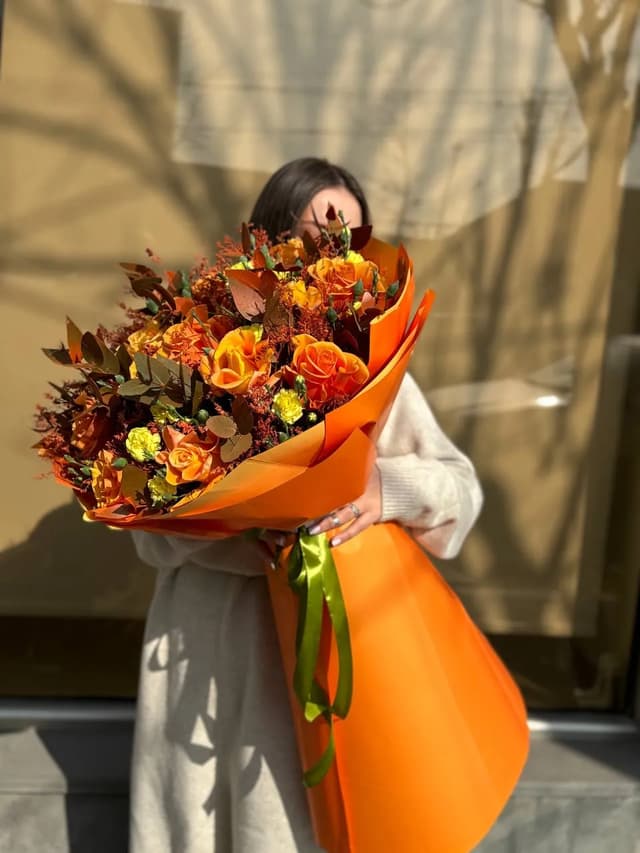 Букет с оранжевыми розами - La Flor