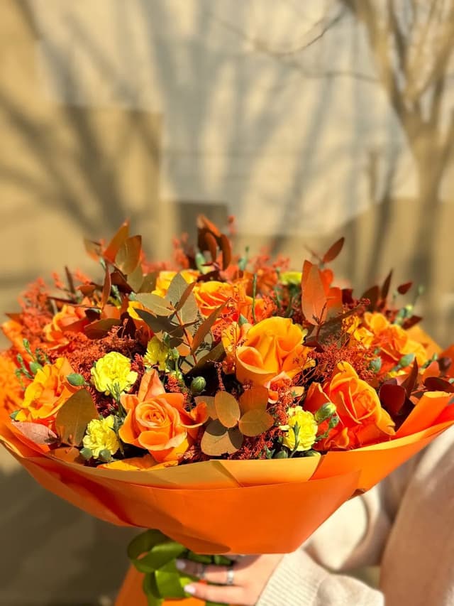 Букет с оранжевыми розами - La Flor