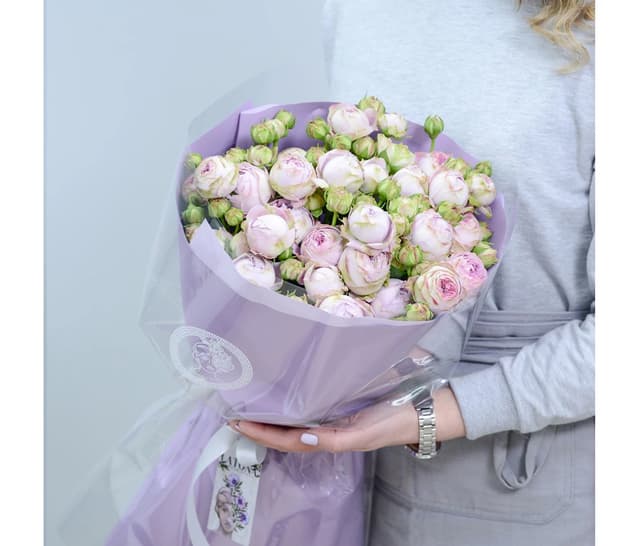 GRANIA ծաղկեփունջ պիոն վարդերով