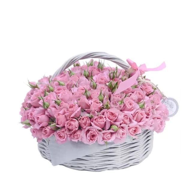 Վարդագույն Helene վարդեր զամբյուղում