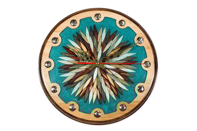 Պատի ժամացույց՝ Զարդանախշ N1