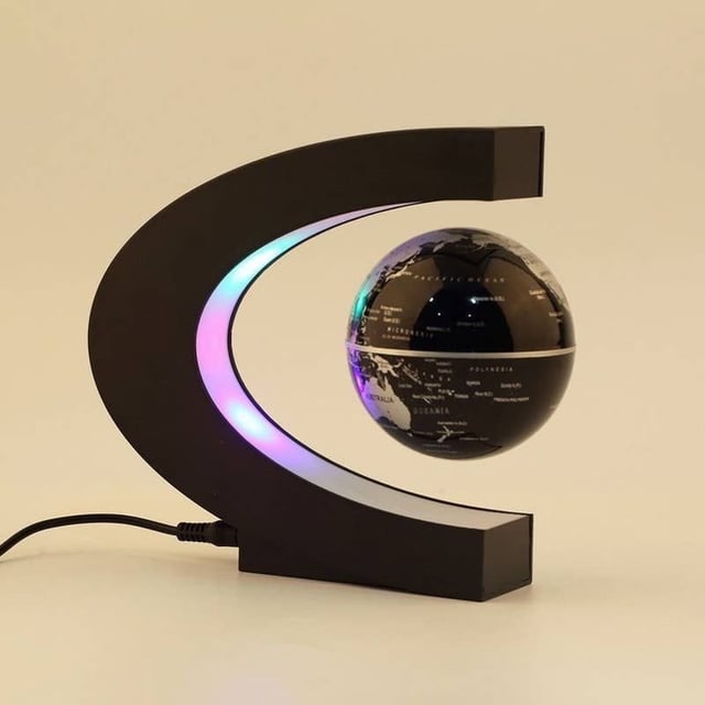 Globe lamp